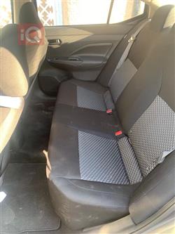 نيسان فيرسا